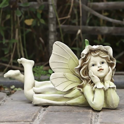 Fairy Garden Decorations: Pot, Fences, and Colleen Fairy