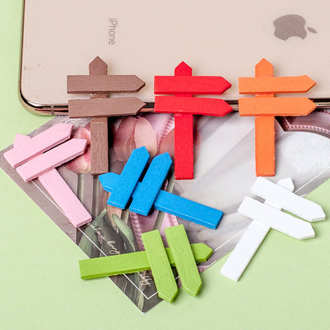 Miniature Tree House Garden Set with Fences and Moss