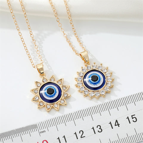 Eyeful Metal Necklace